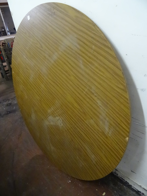 lot 257 image: 60 Laminate Round Table
