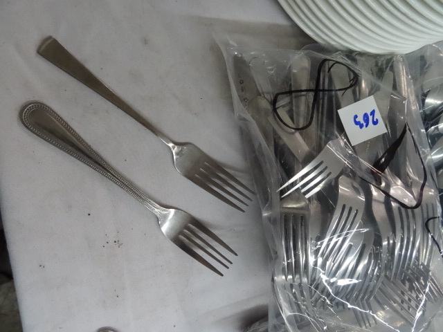lot 263 image: 8 Dozen Misc Forks