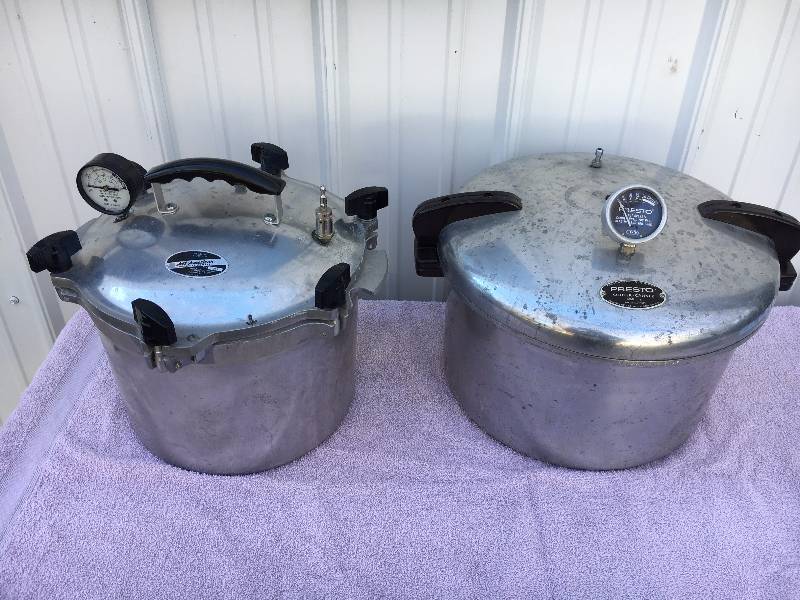 lot 20 image: Pair of Pressure Cookers