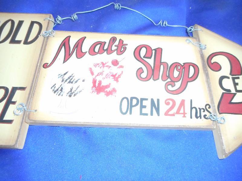 lot 29 image: MALT SIGN