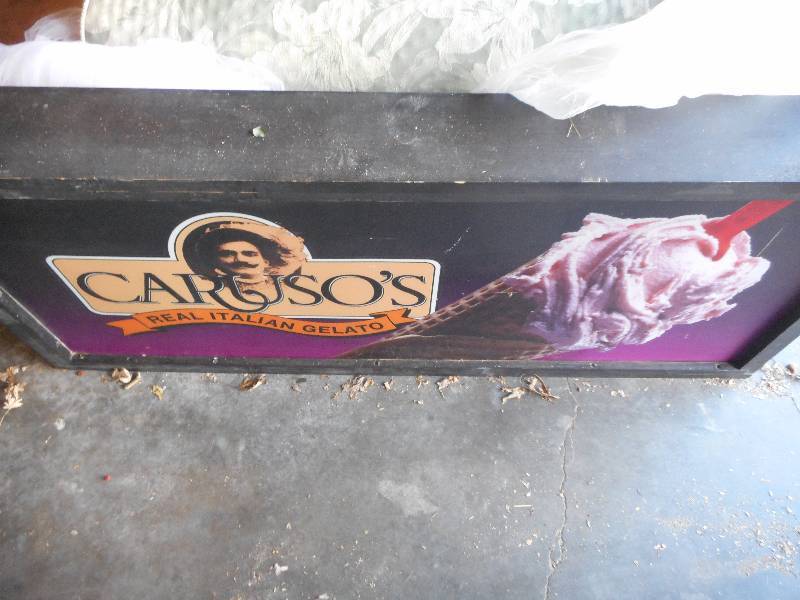 lot 119 image: CARUSONS LIGHTED ICE CREAM SIGN