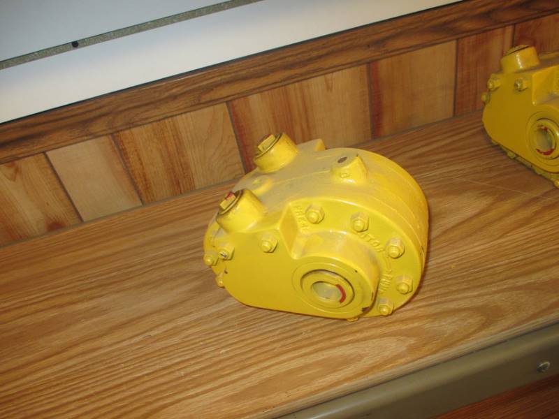 540 RPM Hydraulic Pump Re-built