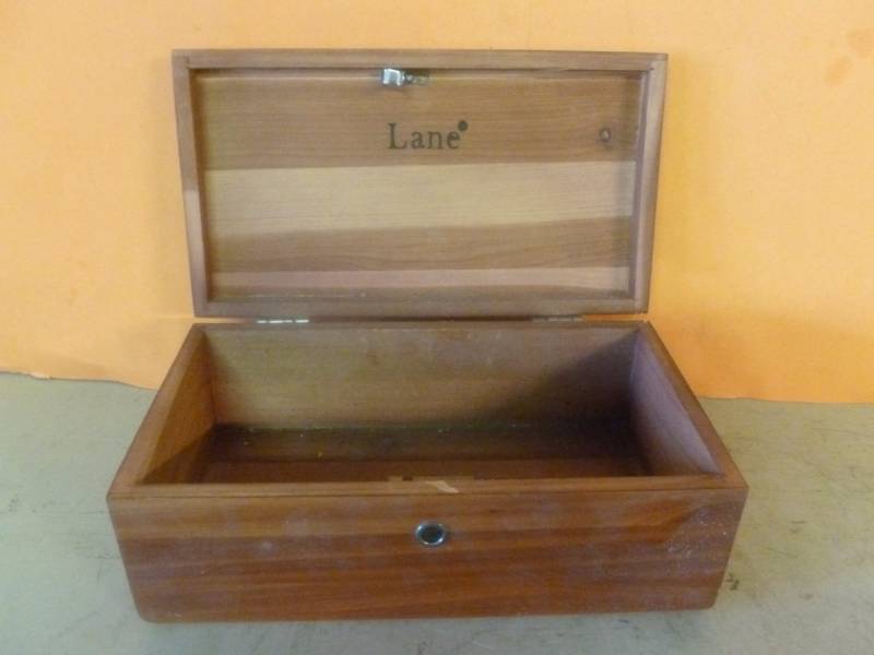 Lane Cedar Jewelry Box