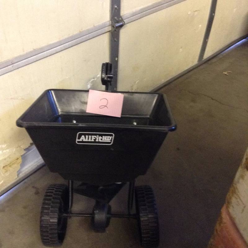 lot 2 image: AllFitHD Broadcast  Spreader