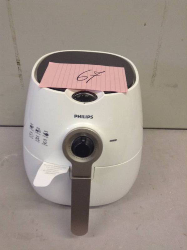 lot 67 image: Phillips Air Fryer