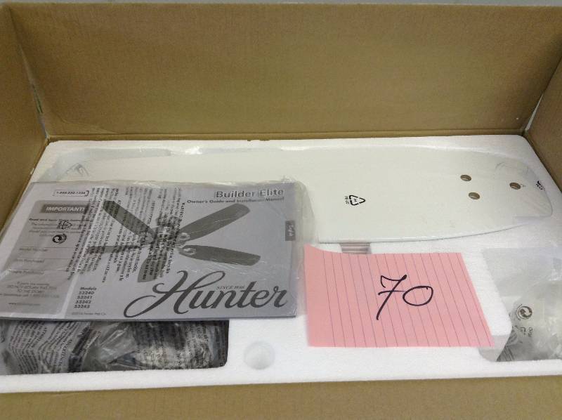 lot 70 image: Hunter Builder Elite 52 in. IndoorOutdoor Snow White Ceiling Fan never used