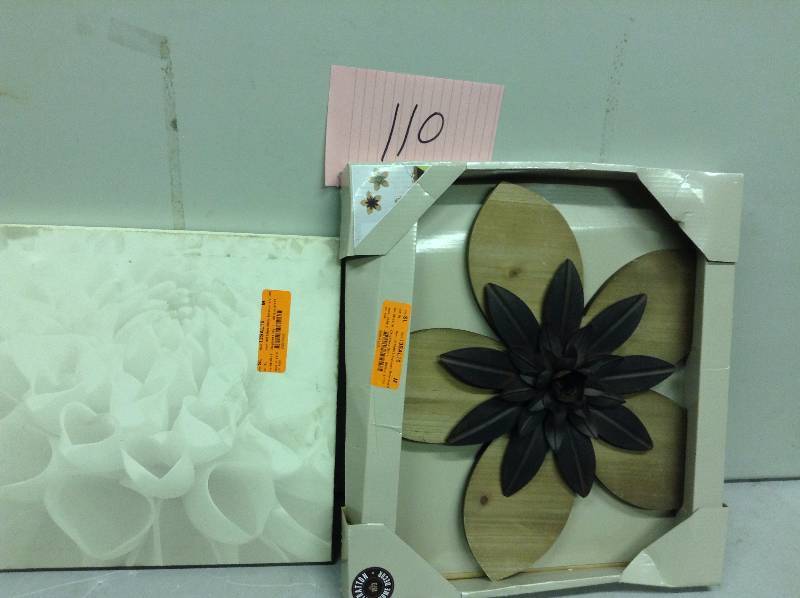 lot 110 image: Lot of 2 wall art pieces