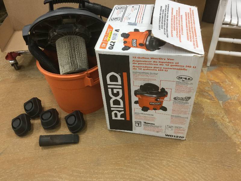 Ridgid 12 Gal. 5.0-Peak HP Wet Dry Vac used in good working condition