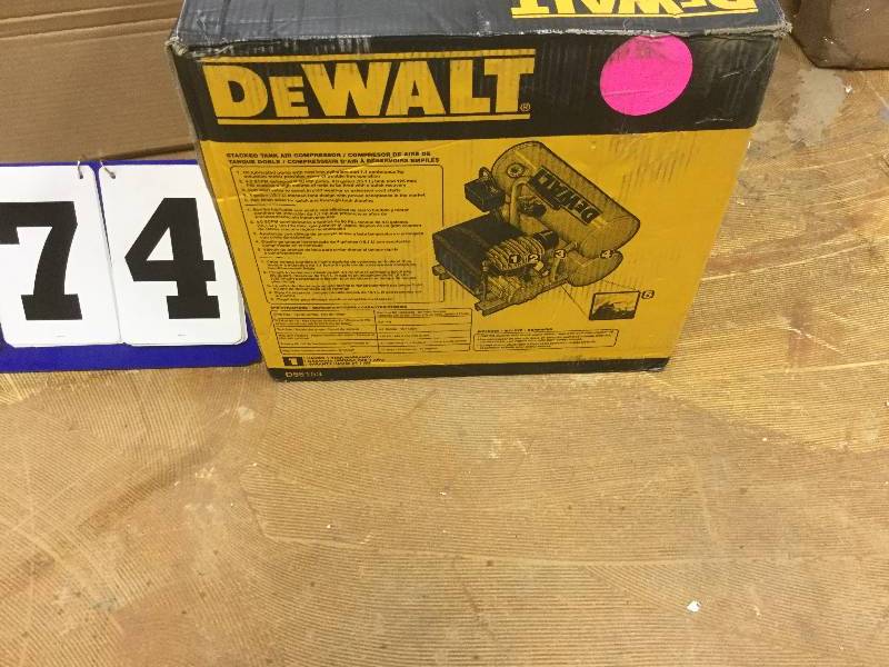 DEWALT D55153 15 Amp 1-Horsepower 4 Gallon Oiled Twin Hot Dog Compressor never used