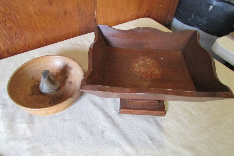 Vintage Cigar Ashtray and Nut or candy tray