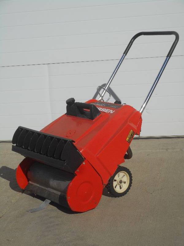 lot 13 image: Jacobsen 22 Snowblower, Has Compre...