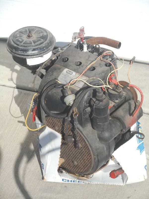 lot 14 image: Kohler 14HP Cast Iron Engine, Has C...