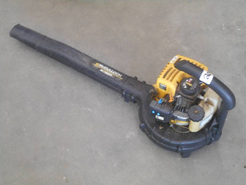 lot 20 image: McCulloch MB290 Handheld Blower, Ha...