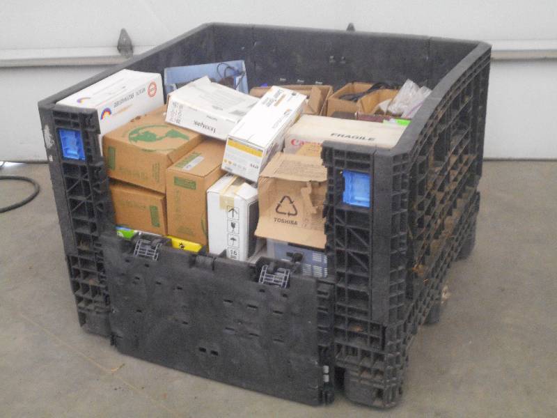 lot 26 image: Heavy Duty Commercial Collapsible P...