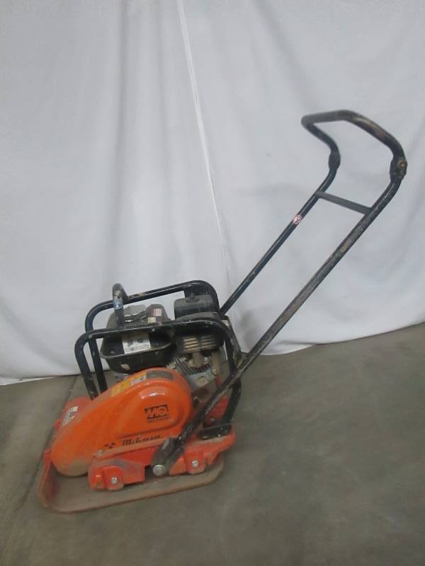 lot 13 image: MultiQuip Mikasa Plate Packer