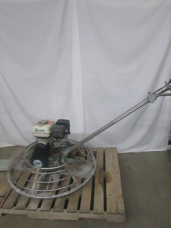 lot 15 image: Power Trowel