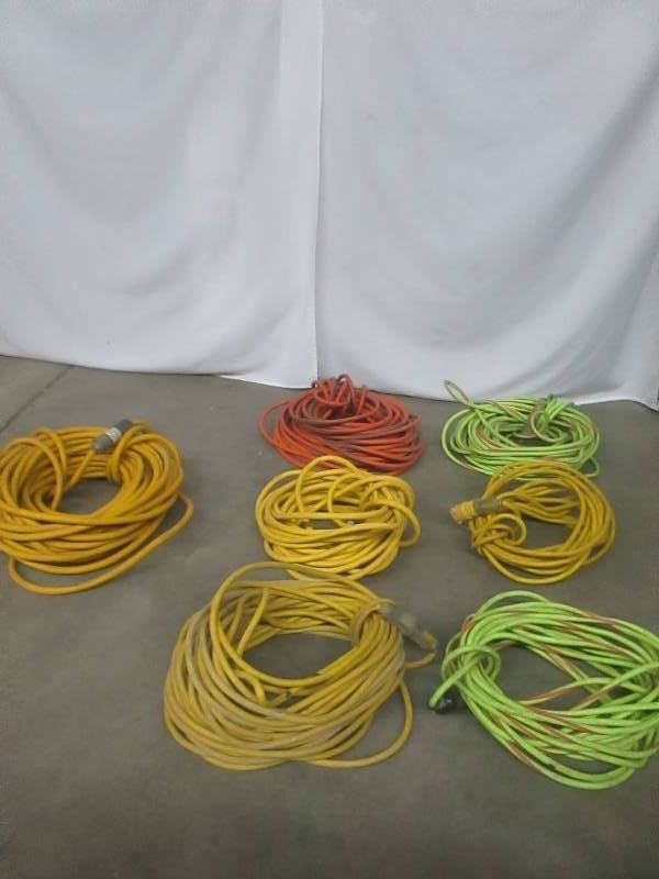 lot 45 image: Extension Cords