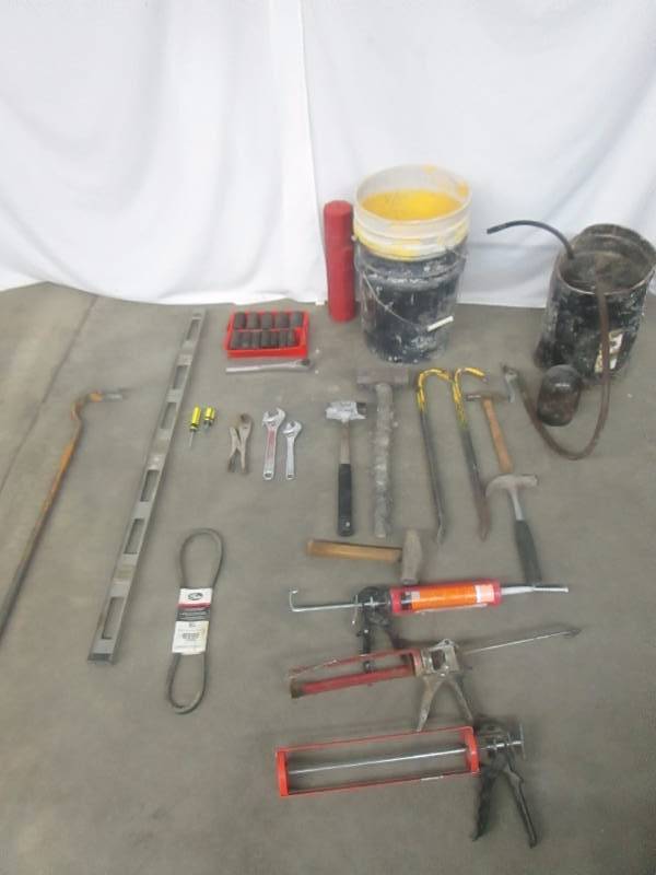 lot 58 image: Miscellaneous Concrete MaterialSupplies