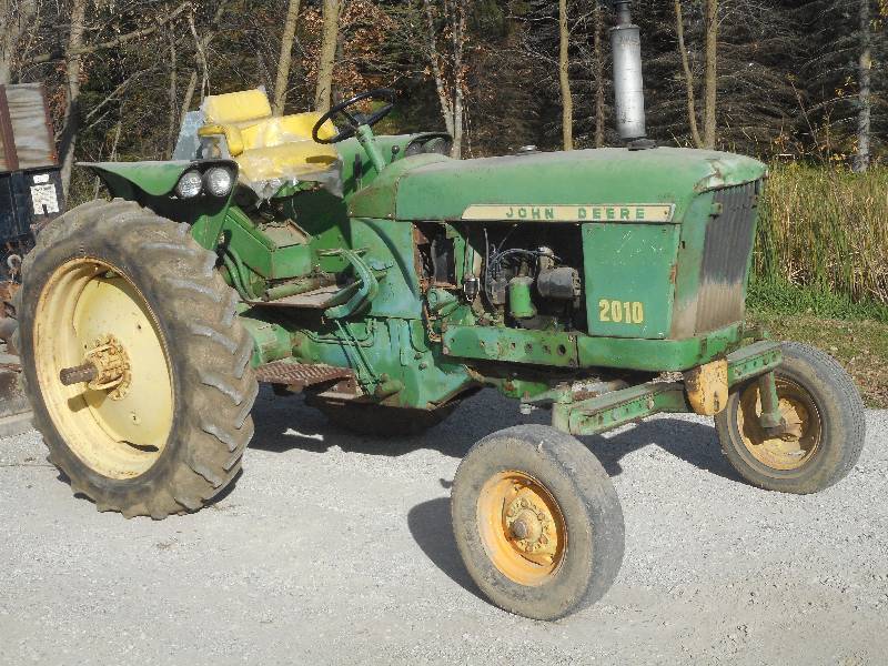 1963 John Deere 2010 Tractor, 8-Spe...