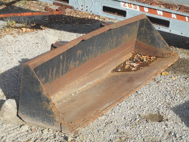 7ft Tractor Snow Bucket, Steel Cutt...
