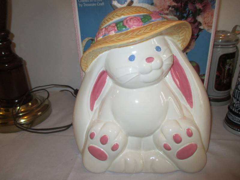 12 Rabbit Cookie Jar