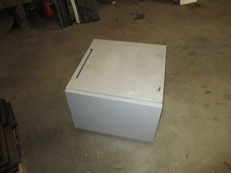 Metal Cabinet on Wheels