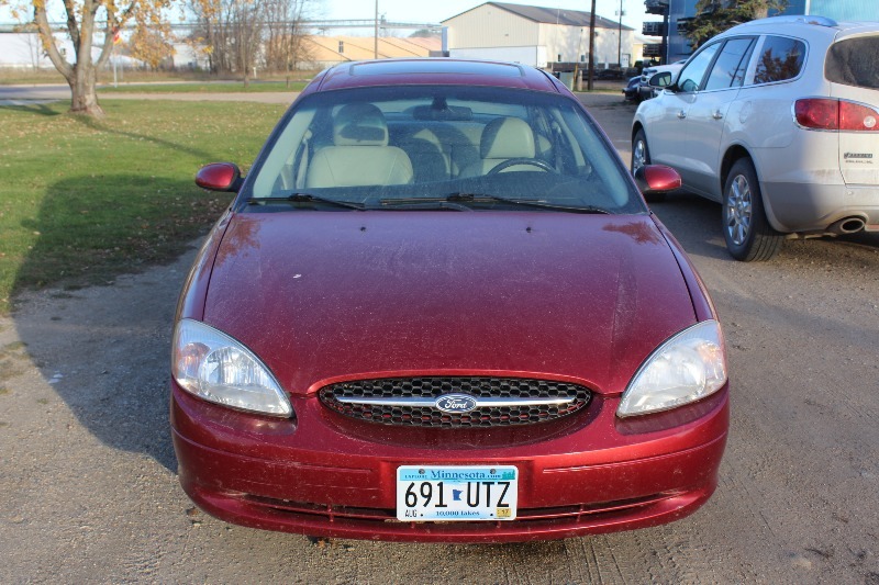 2001 Ford Taurus SEL - Super Clean & Loaded