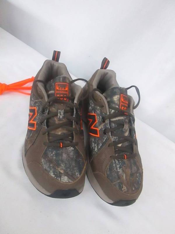 New Balance 608V4 Crosstraining Shoe - Wide