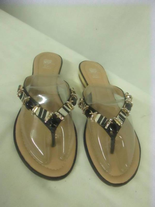 GC Shoes Womens Pebbles Thong Sandal - Black
