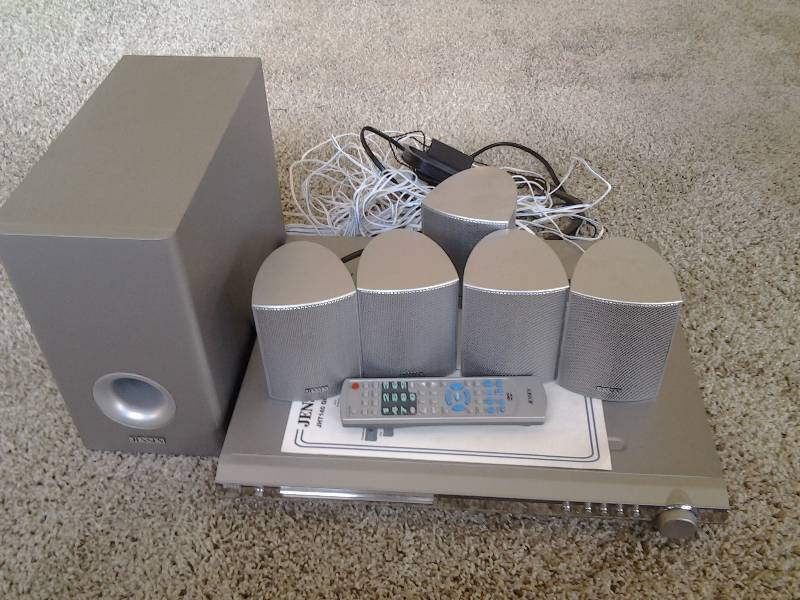 lot 28 image: Jensen JHT140 DVD With Remote & Satellite Speaker System