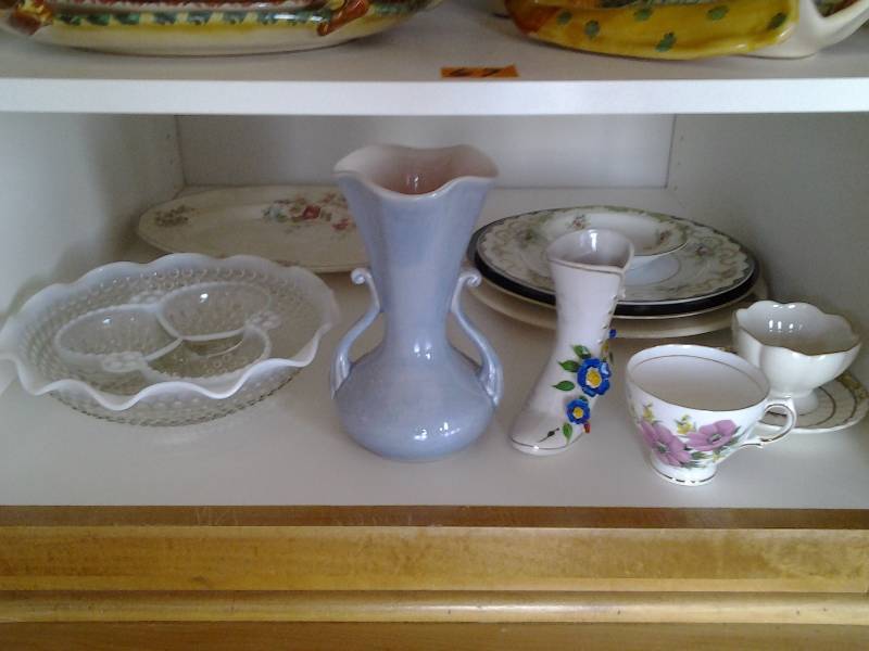 lot 68 image: Contents On Shelf Vintage Dishes-Hobnail Glass, Red Wing Pottery Vase, Tea Cups & Saucers, Misc