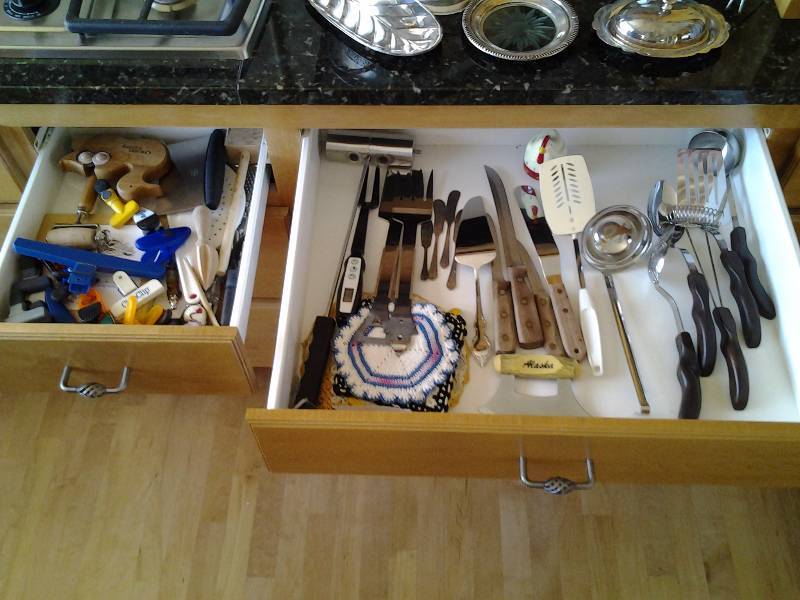 lot 79 image: 2-Drawers Of Kitchen Utensils