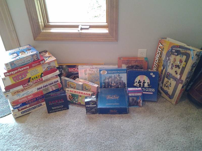 lot 95 image: Lot Of Assorted Family Board Games, Puzzles, Race Track