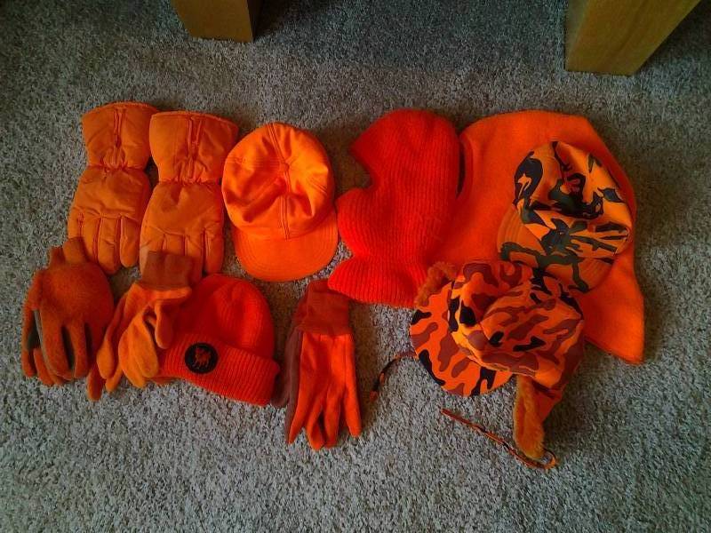 lot 117 image: Blaze Orange Hats, Gloves, Mitts