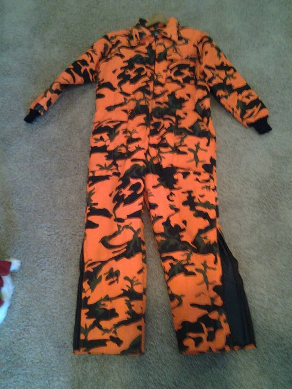 lot 120 image: BlazeCamo Saf-T-Bak Size L