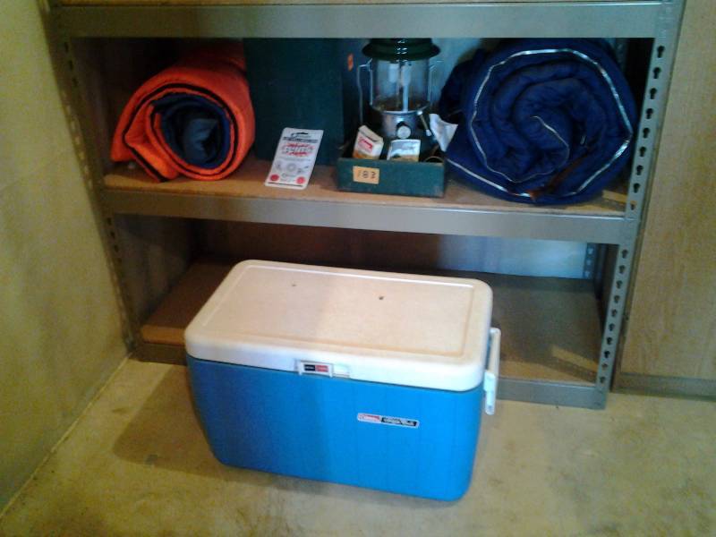 lot 183 image: Coleman Lantern, 2-Sleeping Bags, Cooler