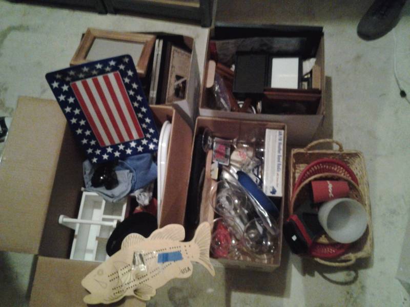 lot 189 image: Lot Of Boating Party Goods-Plastic Margaritas, Cribbage Board, Can Coolers, Servers & 2-Boxes Picture Frames