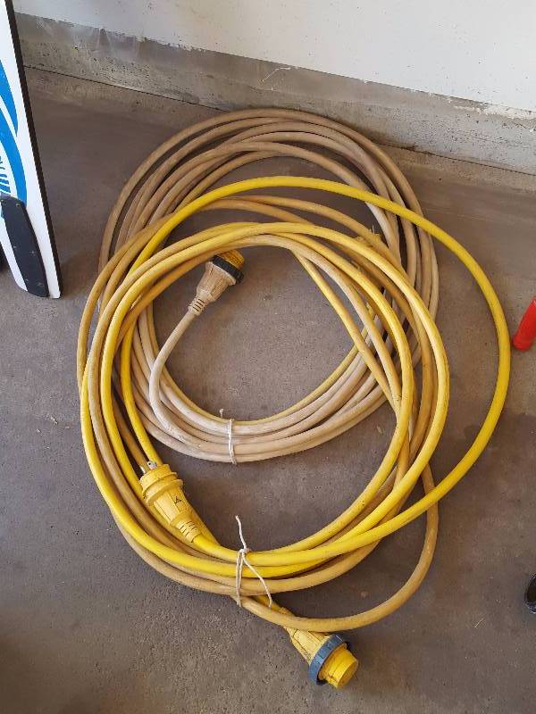 lot 195 image: 2-30 Amp 50 Ft Dock Extension Cords