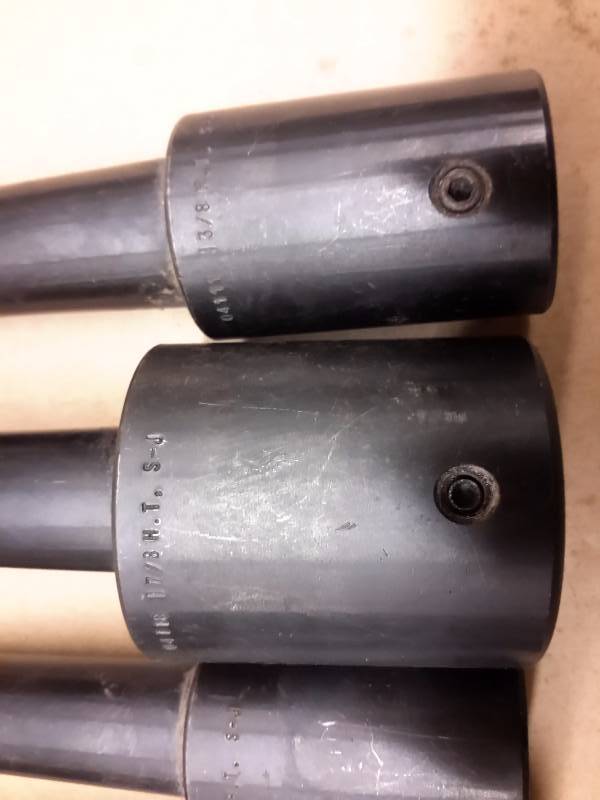 4 Morse Taper tap holders.. See pictures for the n umbers..