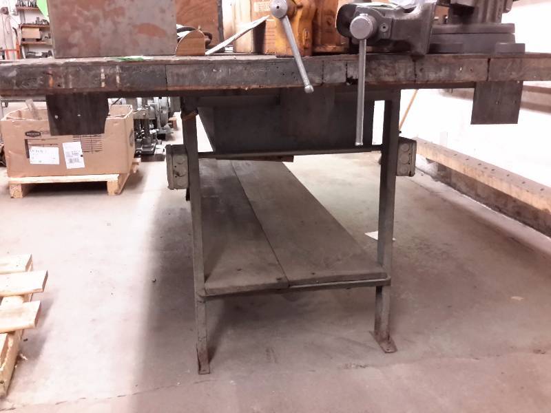 Solid work table..