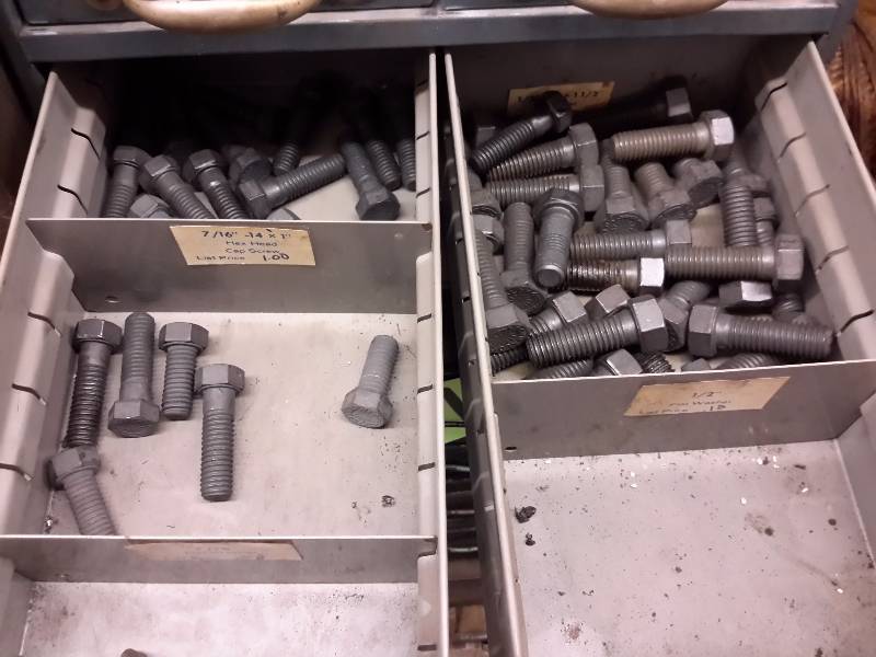 6 drawer Metal Drawer unit with contents