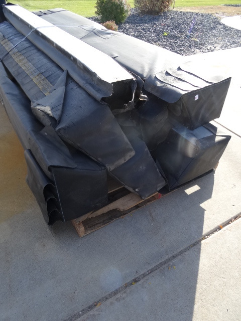 lot 205 image: Dock Semi Trailer Seals