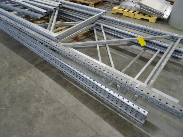 lot 93 image: Galvanized Tear Drop Pallet Rack