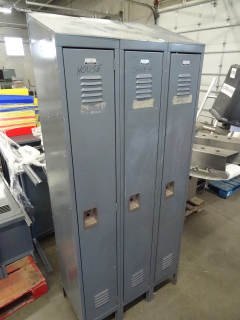 lot 121 image: 3 Bank Locker Unit 36 X 18 X 84