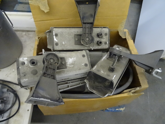 lot 132 image: Video Larm Outdoor Video Cameras