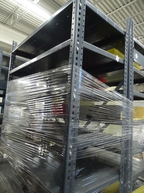 lot 153 image: Metal Shelving Unit 36 X 18 X 85