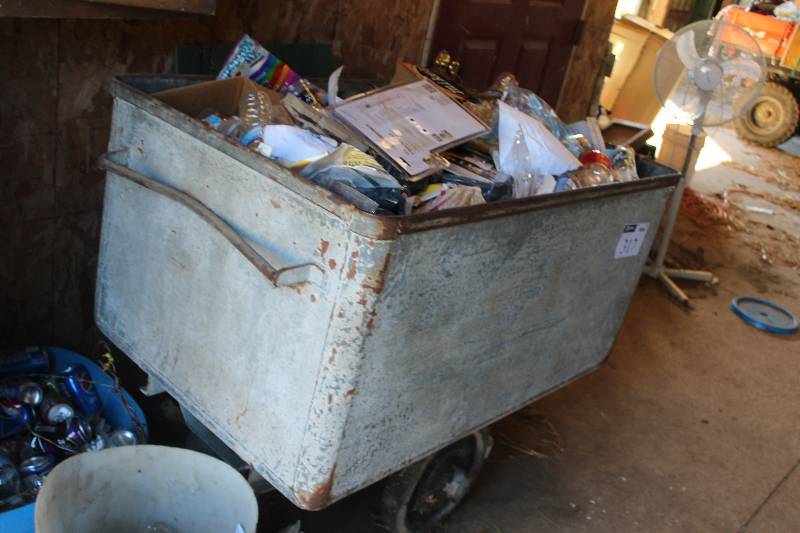 lot 317 image: 2-Wheel Metal Bin