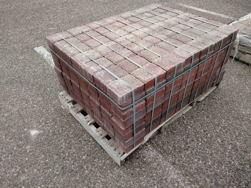 (392) Borgert Cobble Paver, Millstr...