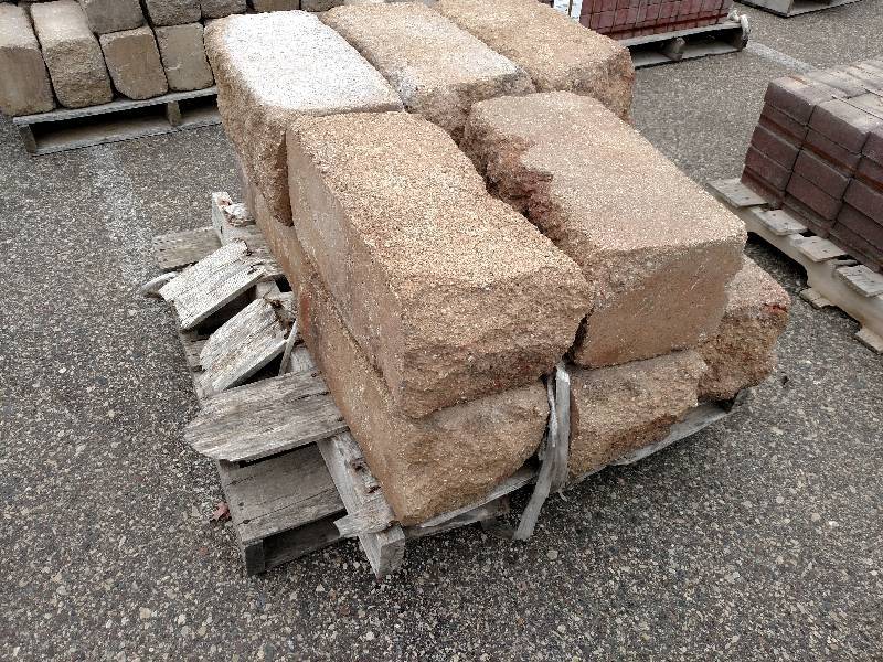 (11) Vintage Corner Block, Desert, ...