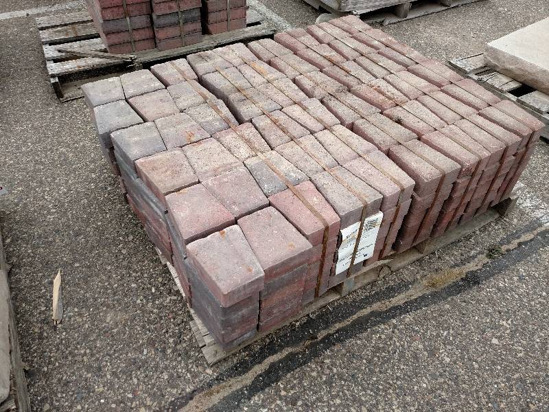 (270) Cobble Large Circle, Millstre...